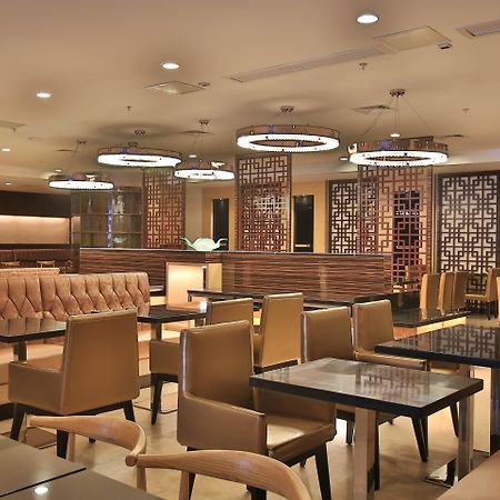 Swiss-Belhotel Blulane Manila Eksteriør bilde